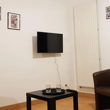 **studio Art - 30m2 - Centre Ville** Apartment *
